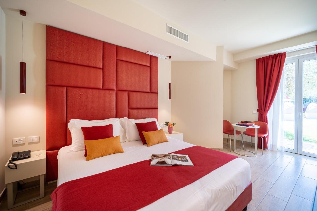Hotel Villa Garuti 파뎅게술가르다 외부 사진