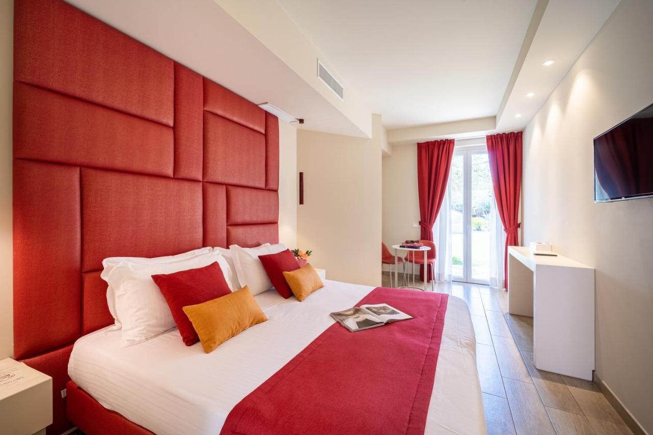 Hotel Villa Garuti 파뎅게술가르다 외부 사진