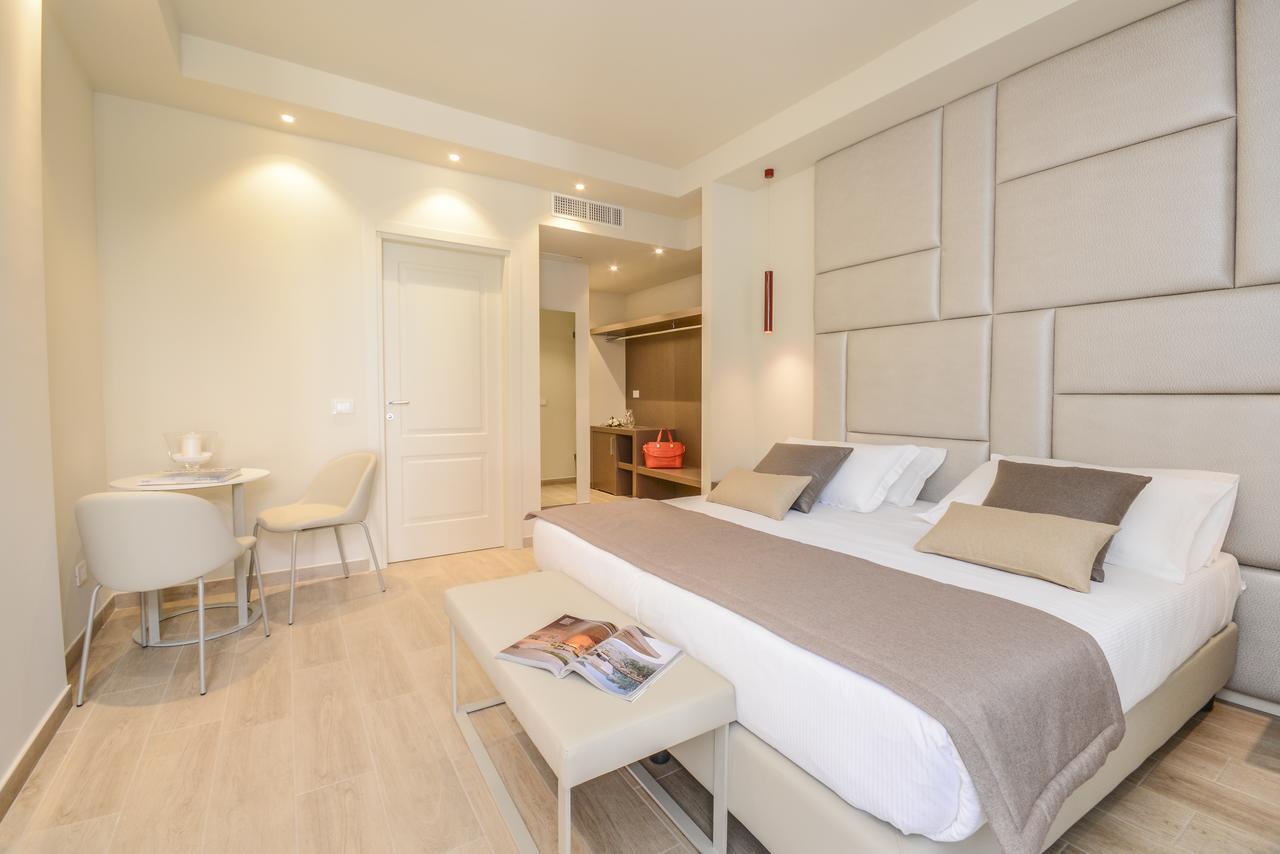 Hotel Villa Garuti 파뎅게술가르다 외부 사진