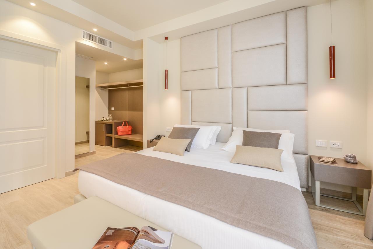 Hotel Villa Garuti 파뎅게술가르다 외부 사진