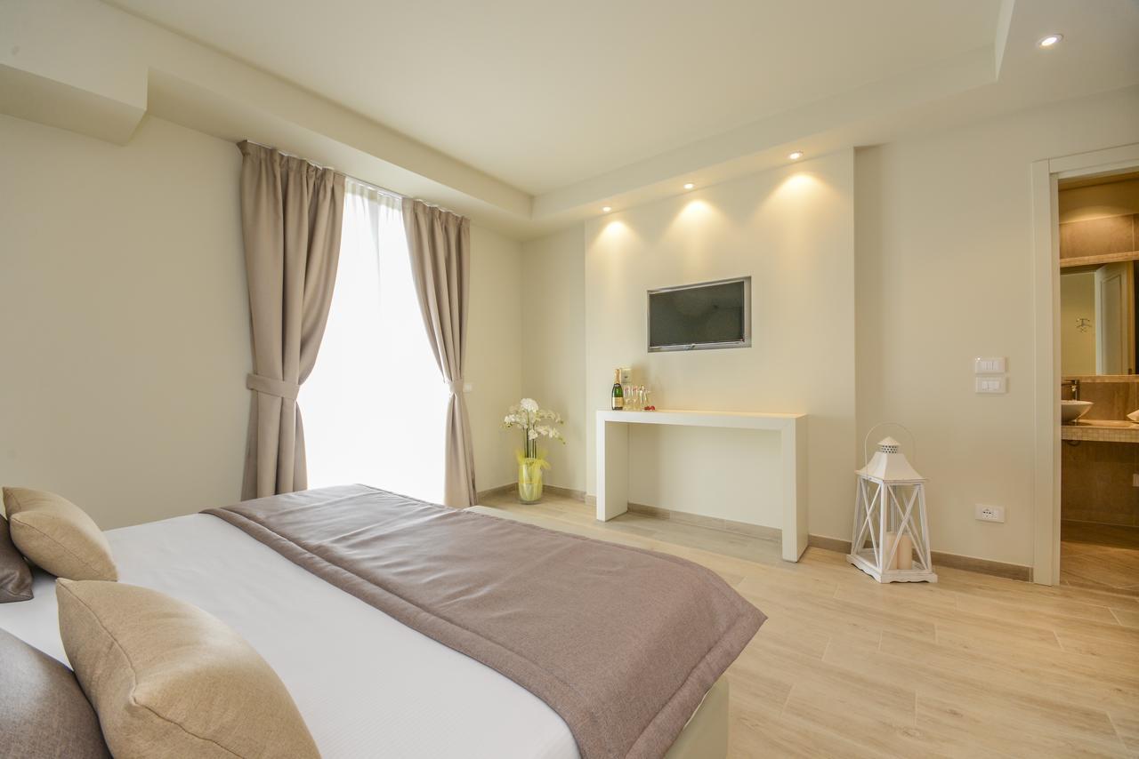 Hotel Villa Garuti 파뎅게술가르다 외부 사진