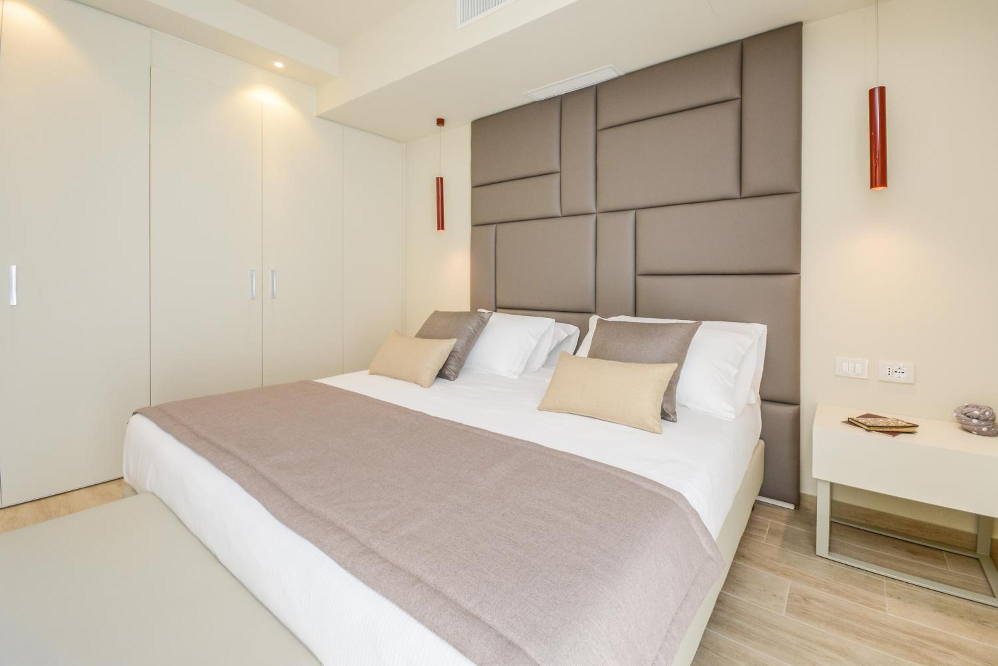 Hotel Villa Garuti 파뎅게술가르다 외부 사진