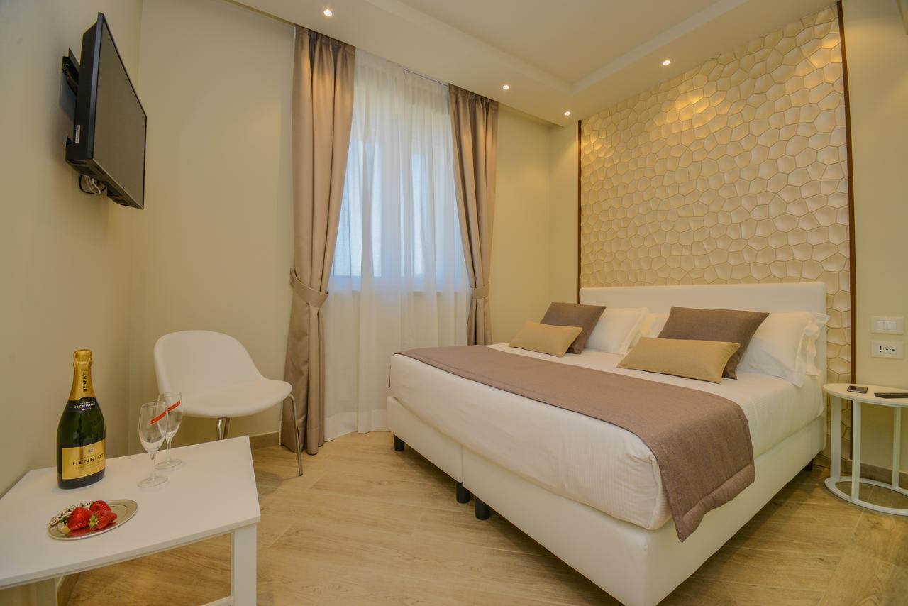 Hotel Villa Garuti 파뎅게술가르다 외부 사진