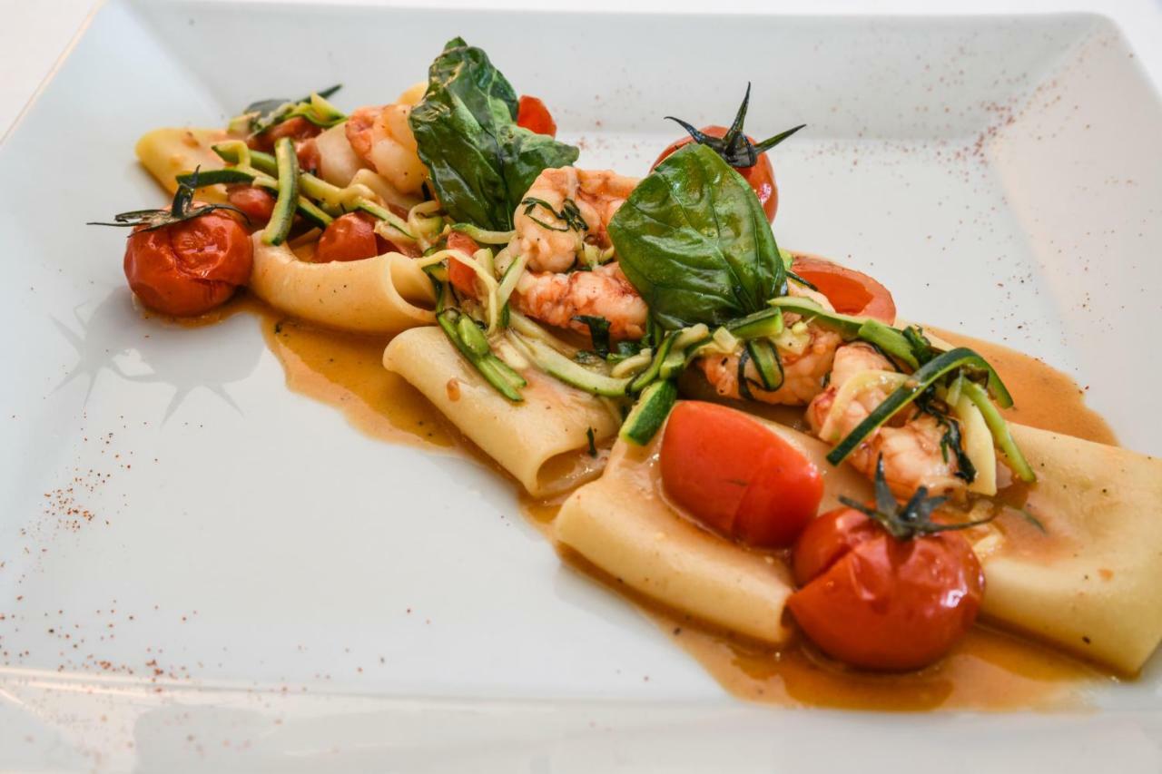 Hotel Villa Garuti 파뎅게술가르다 외부 사진